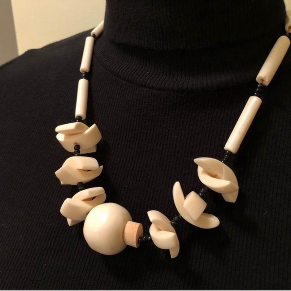 African Style necklace - Picture 3 of 3